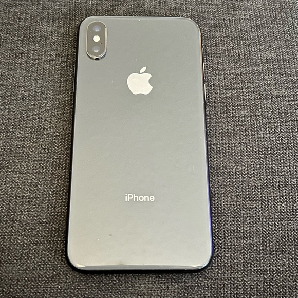 Telus iPhone X - Picture 4 of 4